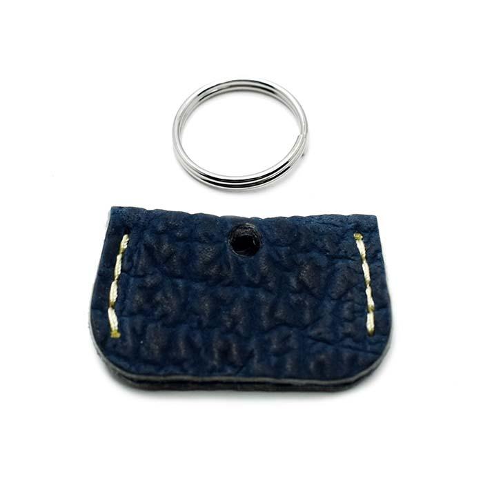 キーカバー オリジナル キーキャップ キーケース 日本製 本革 横幅27mmまでの鍵に対応 合鍵の不正複製防止 シャークスキン インディゴブルー 送料無料 |  | 02