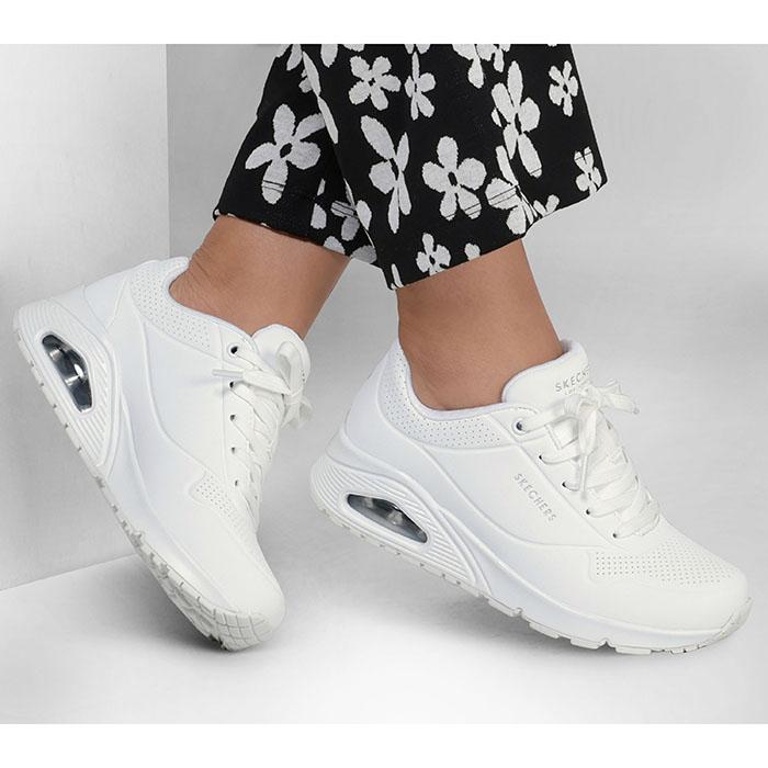 SKECHERS（スケッチャーズ） レディース カジュアル スニーカー