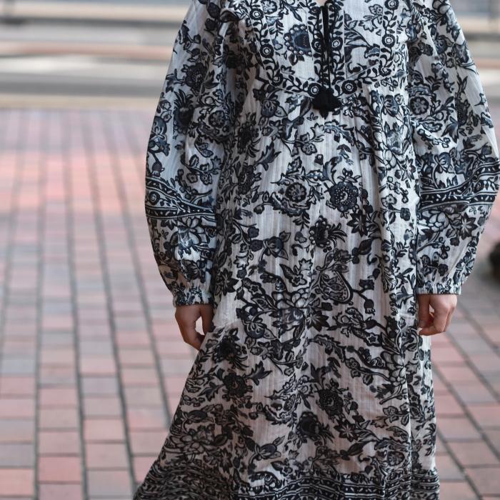 sara mallika（サラ マリカ） ワンピース ペイズリー フラワー