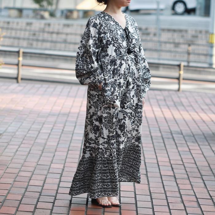 sara mallika（サラ マリカ） ワンピース ペイズリー フラワー