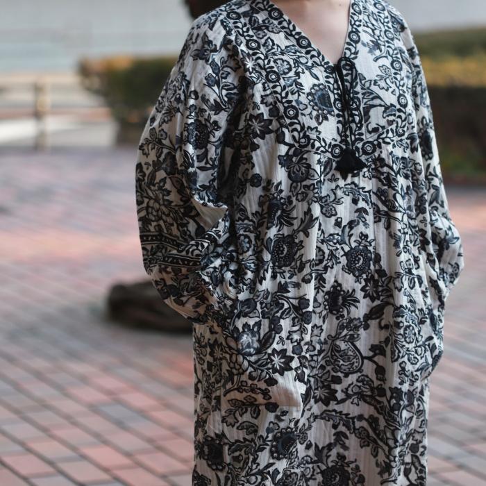 sara mallika（サラ マリカ） ワンピース ペイズリー フラワー