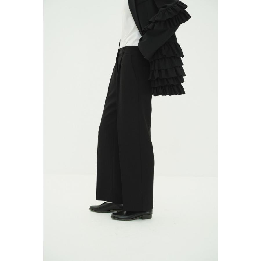 サキ　クラネ　黒　サイズ2 CLANE（クラネ） 即日発送 正規商品 2WAY タック ストレート パンツ