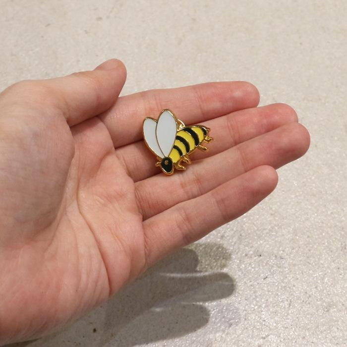 ククシュゼット 正規商品 ピンバッジ ブローチ かわいい おしゃれ