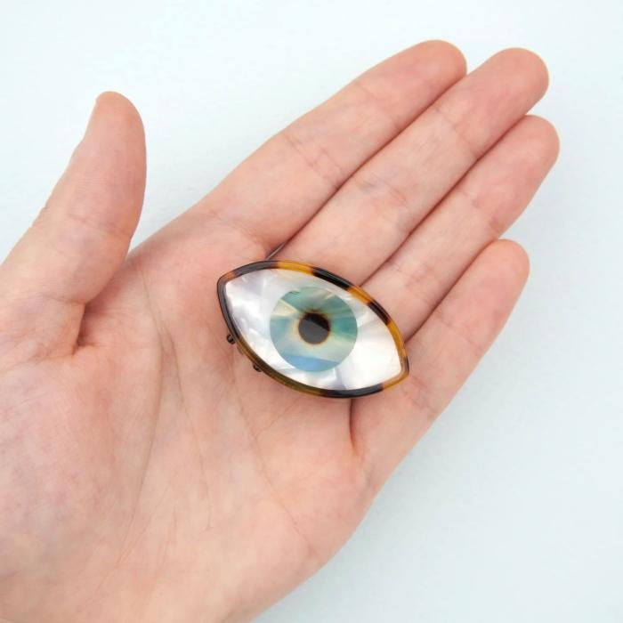 ククシュゼット 正規商品 ヘア アクセ ミニ クリップ 目 Coucou