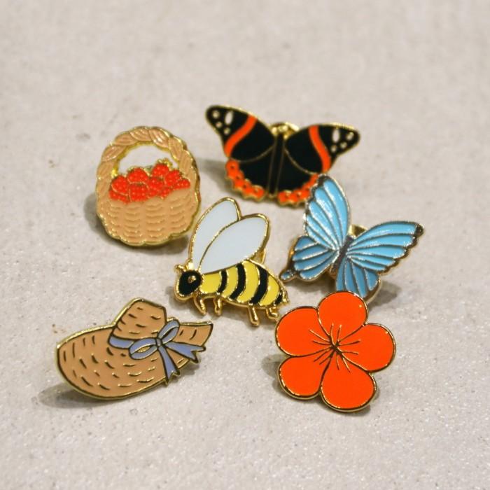 ククシュゼット 正規商品 ピンバッジ ブローチ かわいい おしゃれ