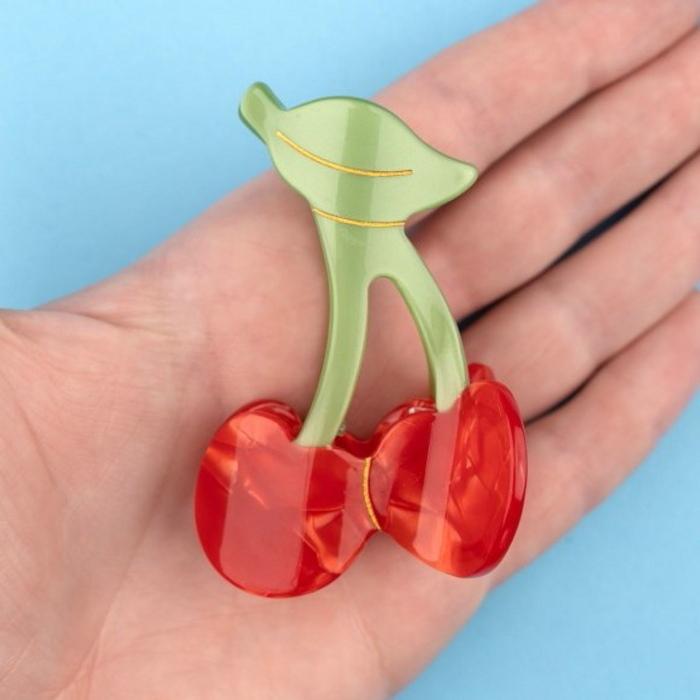 ククシュゼット 正規商品 ヘア アクセ クリップ かわいい 個性的 果物