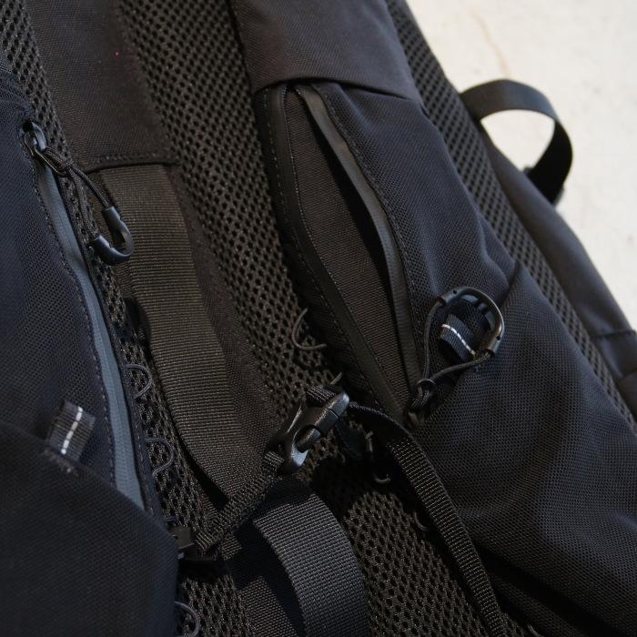 CMF OUTDOOR GARMENT バッグ リュック アウトドアガーメント バックパック WEEKENDERZ ブラック BLACK 2026春夏新作 | COMFY OUTDOOR GARMENT | 10