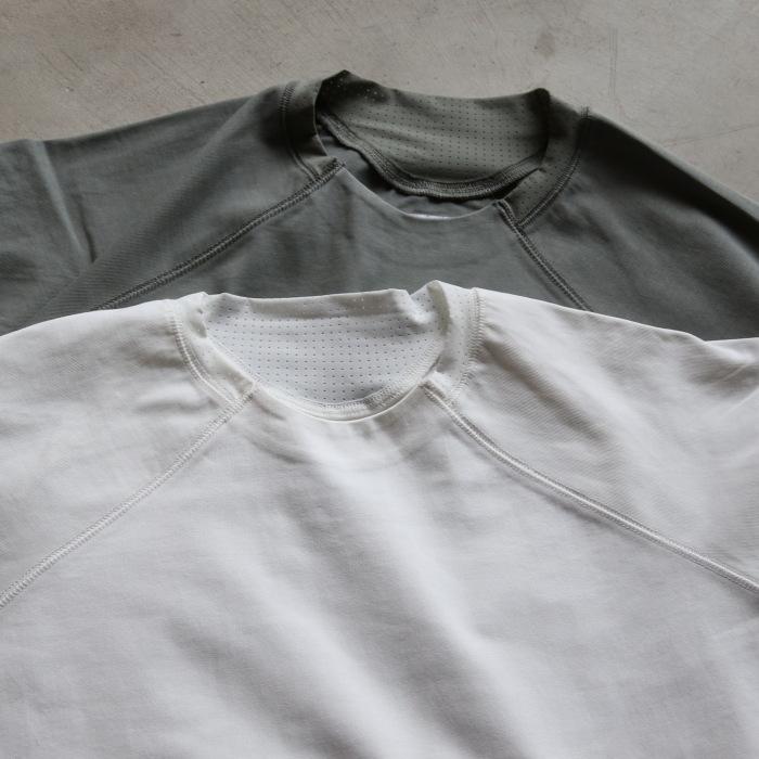 COMFY OUTDOOR GARMENT CMF OUTDOOR GARMENT トップス ハイブリッド