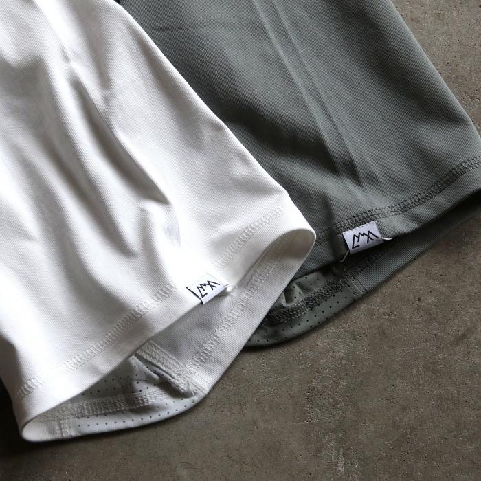 COMFY OUTDOOR GARMENT CMF OUTDOOR GARMENT トップス ハイブリッド