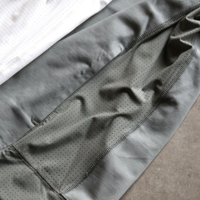 COMFY OUTDOOR GARMENT CMF OUTDOOR GARMENT トップス ハイブリッド