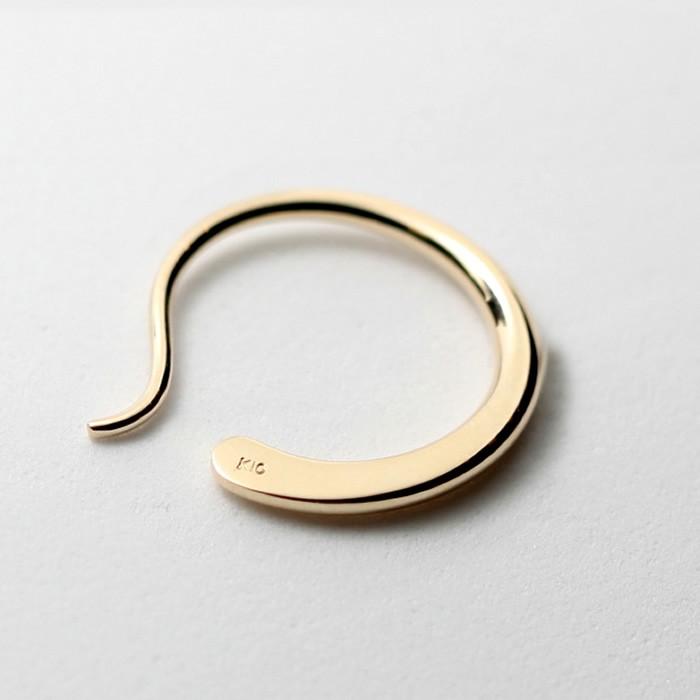 【新品未使用】女王蜂 qbピアス GOLD K10 K18 ゴールド 新品未使用】女王蜂 qbピアス GOLD K10 K18 ゴールド 楽天市場】K10