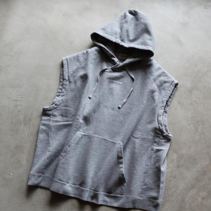 MAISON KITSUNE（メゾン キツネ） パーカー 日本製 フリース スリーブ