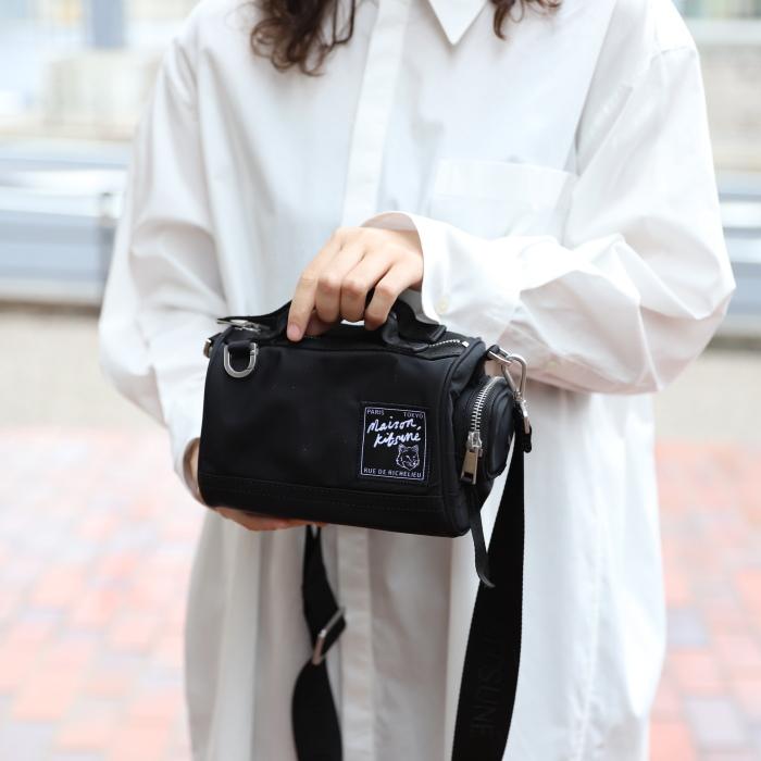 メゾンキツネ ショルダーバッグ ダッフルバッグ MAISON KITSUNE