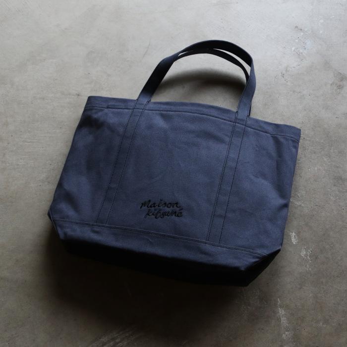 MAISON KITSUNE メゾンキツネ バッグ フォックス ヘッド ラージ MAISON KITSUNE メゾンキツネ バッグ フォックス ヘッド ラージ