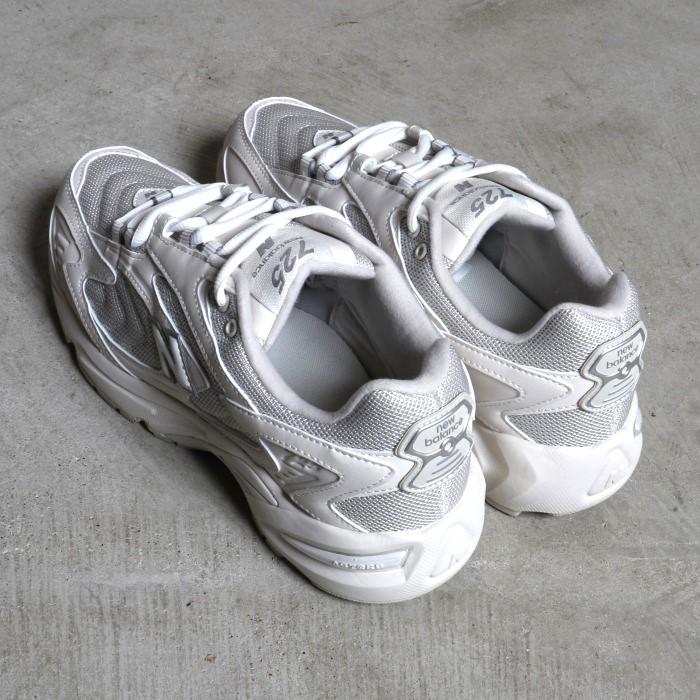 ニューバランス スニーカー ユニセックス 運動靴 New Balance ML725 