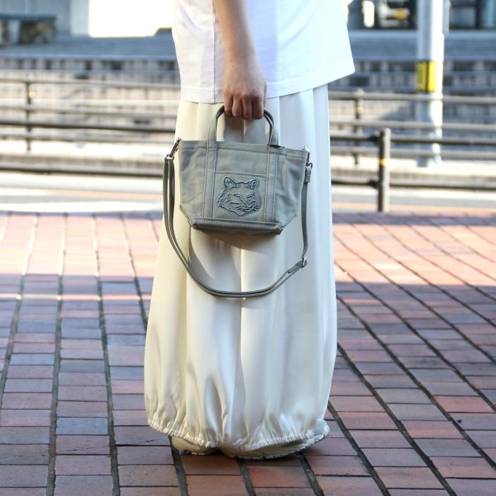 MAISON KITSUNE メゾンキツネ ミニ バッグ フォックス ヘッド MAISON KITSUNE メゾンキツネ ミニ バッグ フォックス ヘッド
