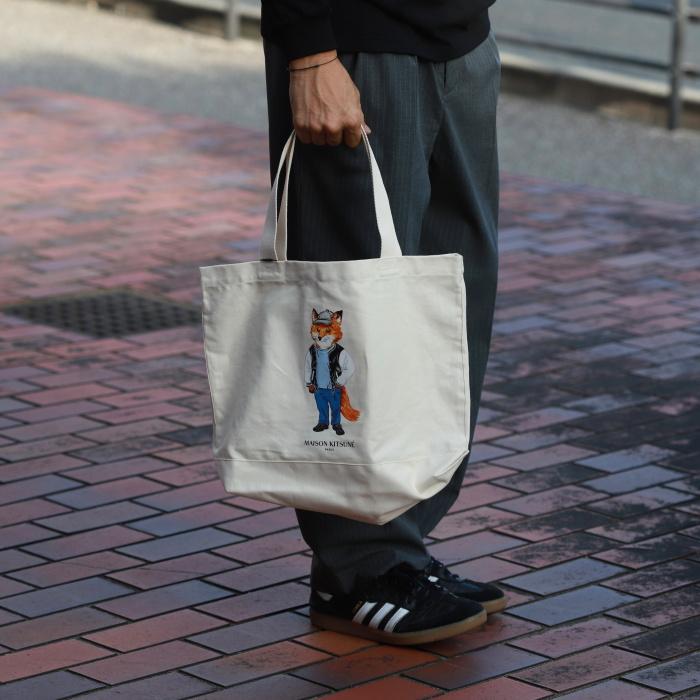 MAISON KITSUNE（メゾン キツネ） バッグ ドレスド フォックス トート