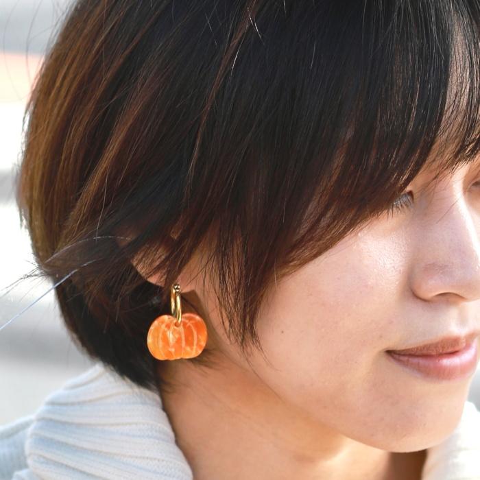 ハロウィン　魔女とパンプキンピアス ククシュゼット 正規商品 ピアス 両耳 ギフト 新作 秋 個性的