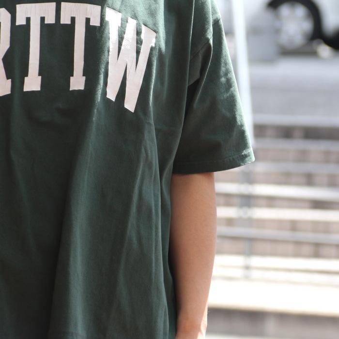 ROTTWEILER（ロットワイラー） トップス RTTW ピグメント ロゴ 半袖 T