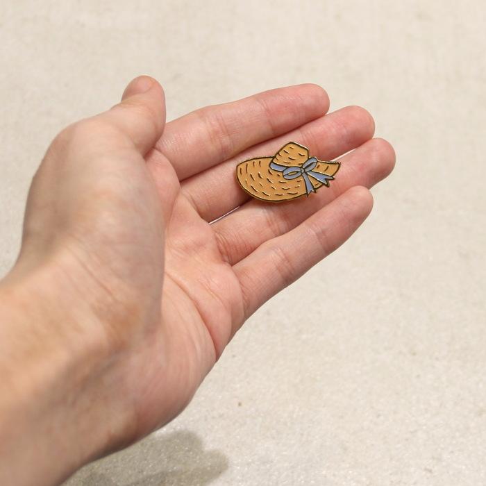 ククシュゼット 正規商品 ピンバッジ ブローチ かわいい おしゃれ