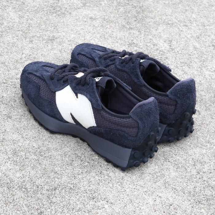 New Balance ニューバランス スニーカーユニセックス U327WVA