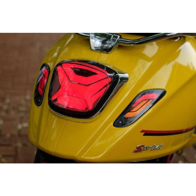 Vespa Sprint Primavera ストップランプ テールランプ ブレーキランプ LED スモーク