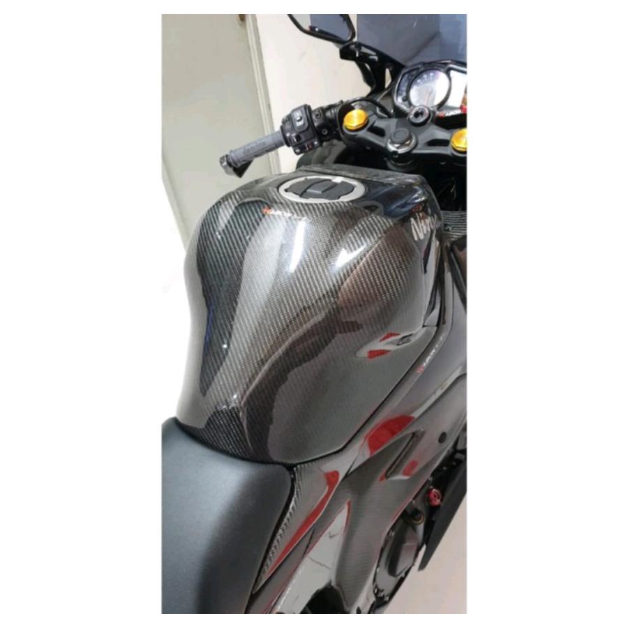 KAWASAKI ZX25R カスタム カーボン調 ハーフタンクパッド ハーフ KAWASAKI ZX25R カスタム カーボン調 ハーフタンクパッド ハーフ
