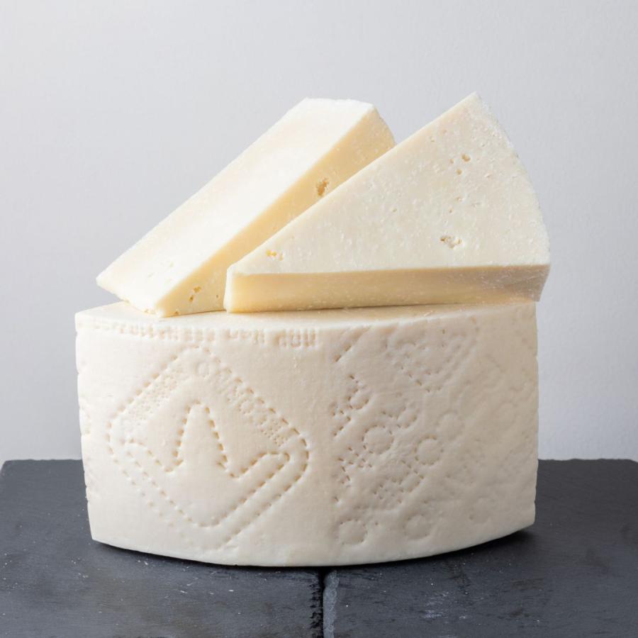 イタリア産 ペコリーノロマーノ 150g チーズ ハード【冷蔵発送】 hd014 cheelab 通販 Yahoo!ショッピング