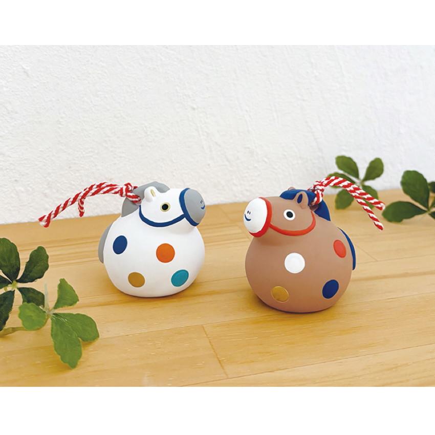 干支飾り干支の陶器置物 　干支土鈴　干支十二支飾り DECOLE（デコレ） 干支土鈴 午 (茶) 素焼きの干支飾り&陶器の猫鏡餅