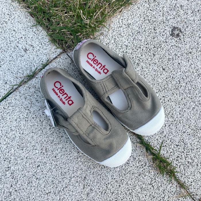 Tストラップ | cienta シエンタ 【日本正規品】Tストラップシューズ  ベルクロ シエンタ 靴  12.5cm-21cm  ベビー キッズ | Cienta | 22