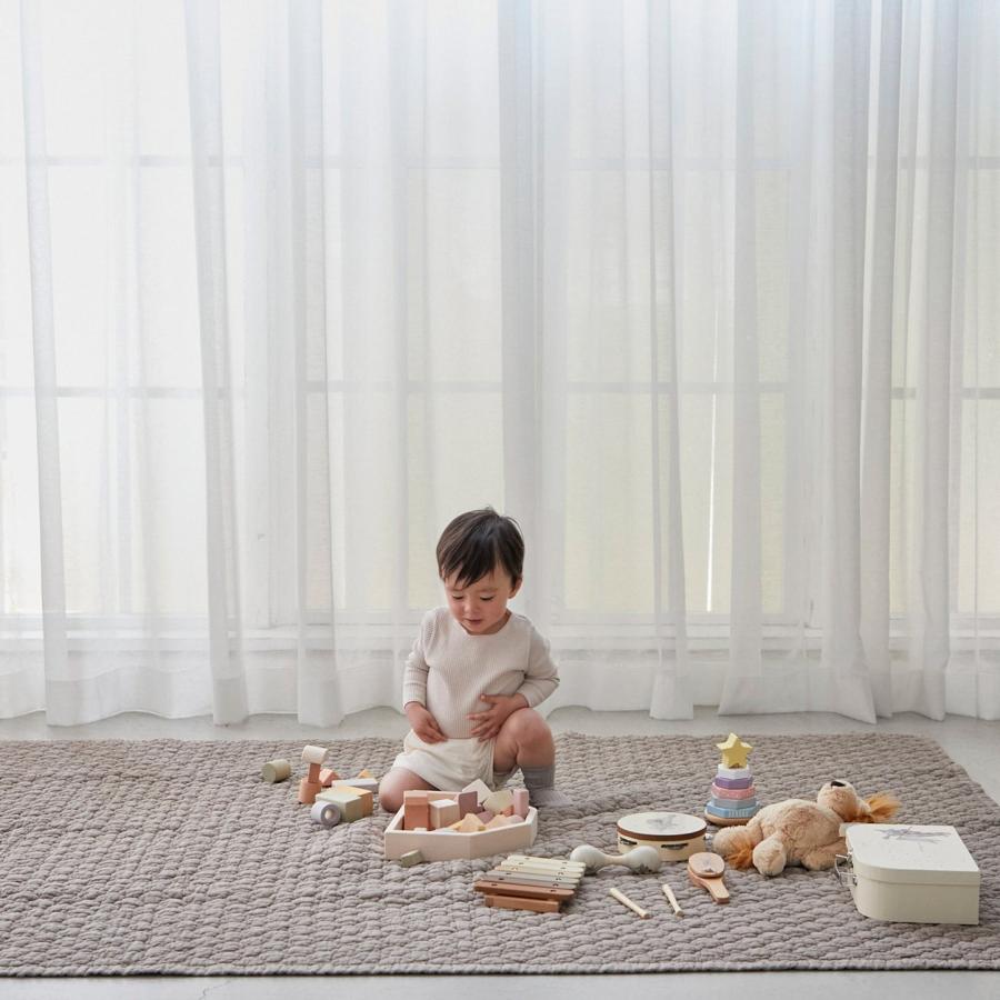 mela-b メラビー 月と星の刺繍 イブルマット　200×200 ベージュ 楽天市場】【イブル マット】月と星の刺繍 【200×200