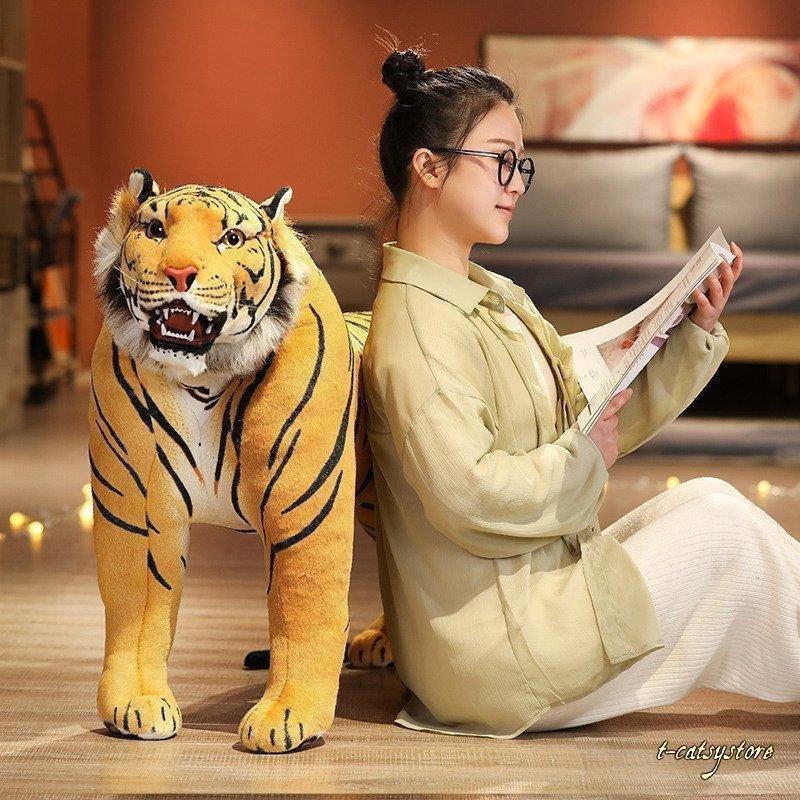 新作マット・カーペット ぬいぐるみ　とら　タイガー　座れる　アニマルスツール　リアル　かっこいい 【1012912905】(35504円)