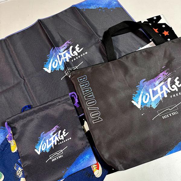 0.1の誤算　パーカー、Tシャツ、タオル、巾着バッグ☆セット。福袋、麻袋 BANDAI（バンダイ） 福袋 2026 男の子 ギフト セット バック 巾着