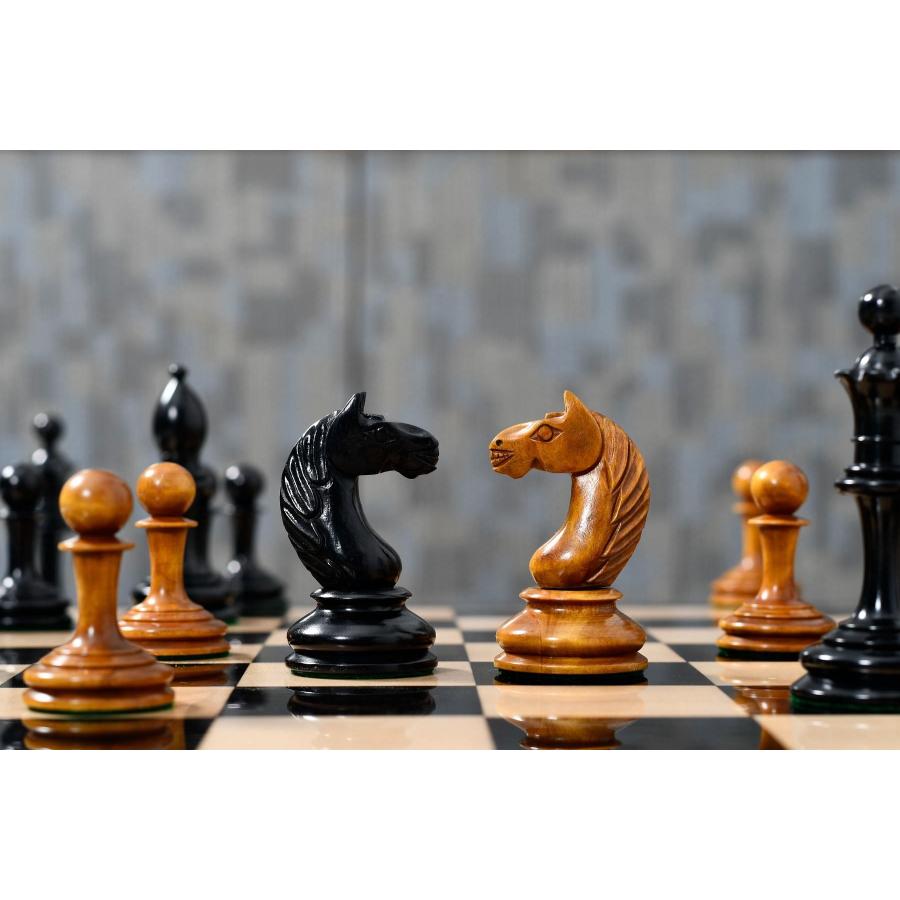 チェスの駒　白黒　アンティーク品 アンティーク調仕上げ・微細な塗装ムラ等あり】 置物 3種類