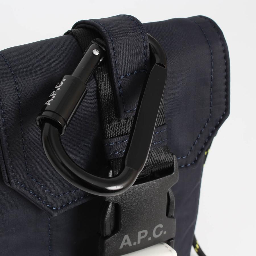 アーペーセー A.P.C. バッグ ショルダーバッグ TREK CROSSBODY POUCH トレック クロスボディポーチ メンズ PAAGS / PAAGR / PAAFH H61733の画像