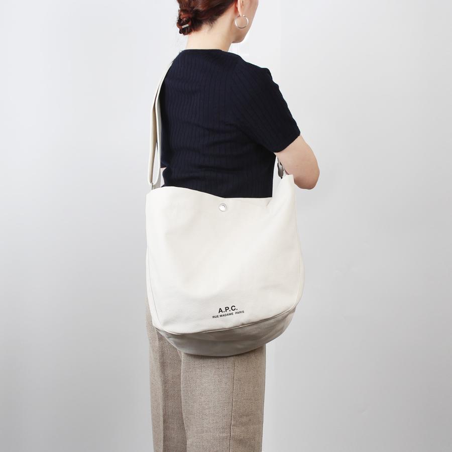 アーペーセー A.P.C. バッグ ショルダーバッグ JOURNAL SATCHEL レディース メンズ PSAJZ M61939の画像