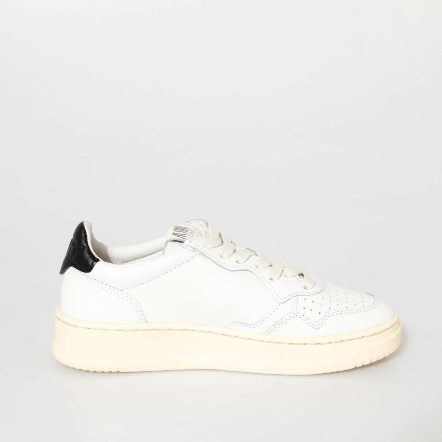 AUTRY オートリー レディース スニーカー MEDALIST LOW SNEAKERS