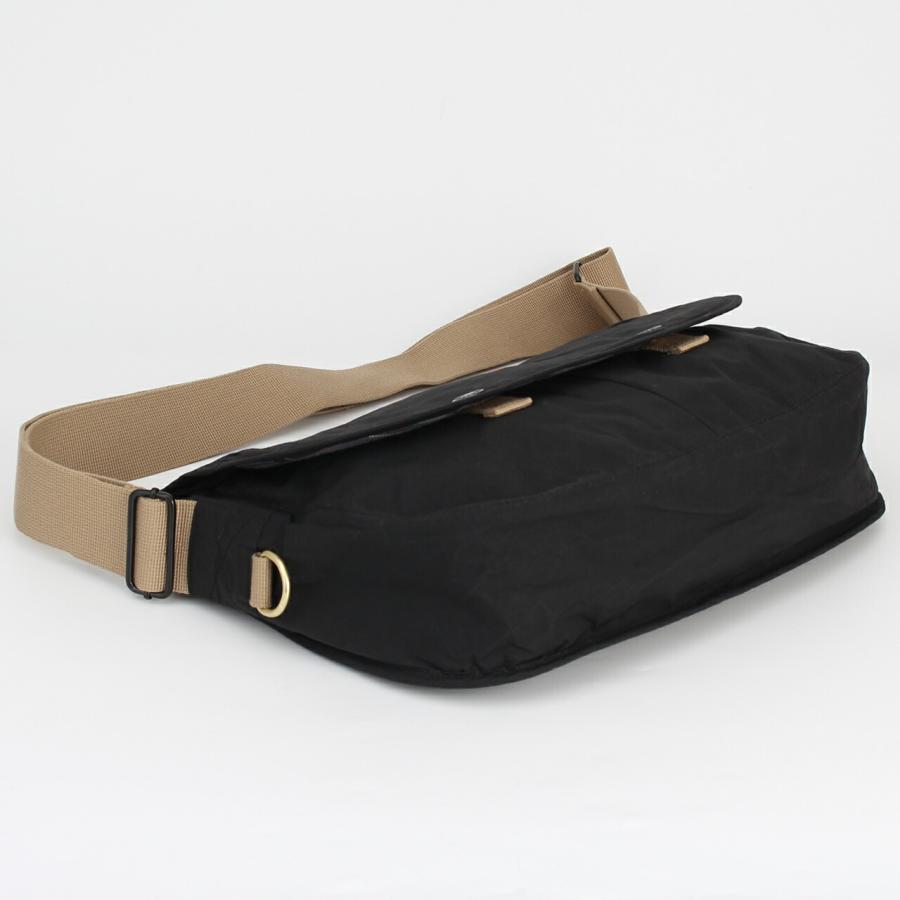 Barbour（バブアー） バッグ ショルダーバッグ TRANSPORT RIEVER