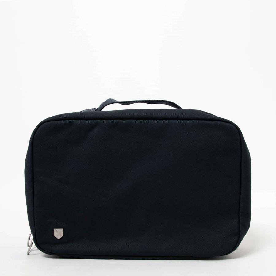 Barbour（バブアー） ポーチ CASCADE ZIP AROUND WASHBAG メンズ