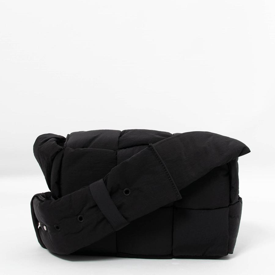 BOTTEGA VENETA（ボッテガ・ヴェネタ） バッグ ショルダーバッグ