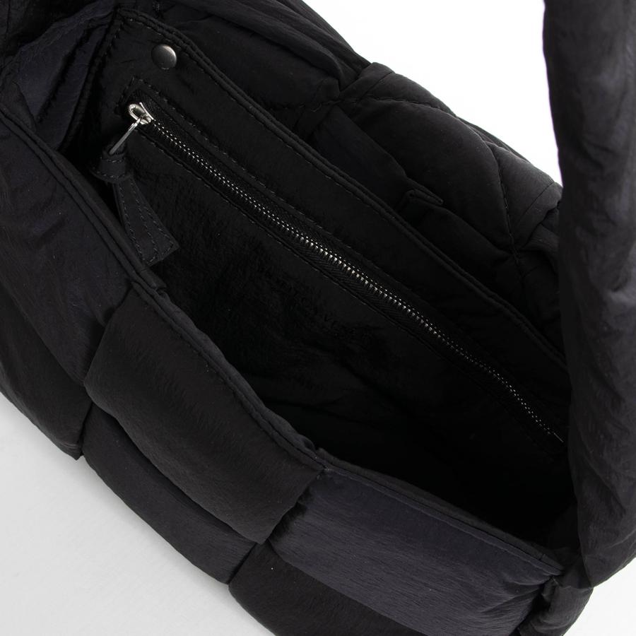 BOTTEGA VENETA（ボッテガ・ヴェネタ） バッグ ショルダーバッグ