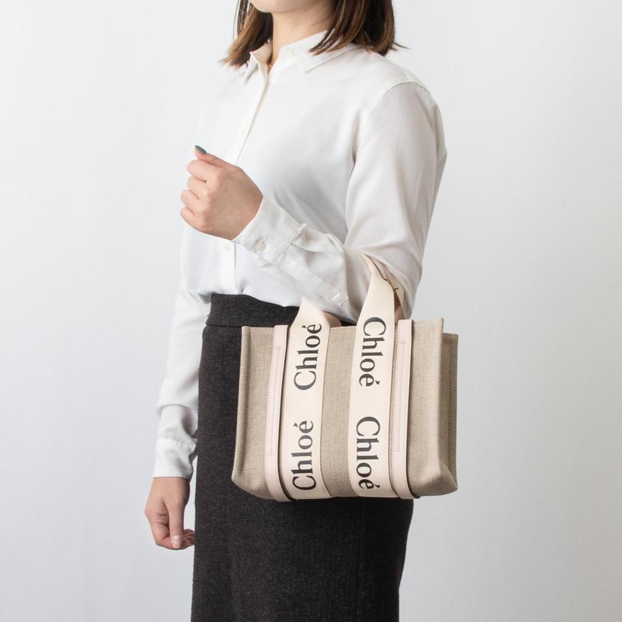 Chloe クロエ CHLOE バッグ 2WAYトート/ショルダーバッグ WOODY Chloe クロエ CHLOE バッグ 2WAYトート/ショルダーバッグ WOODY