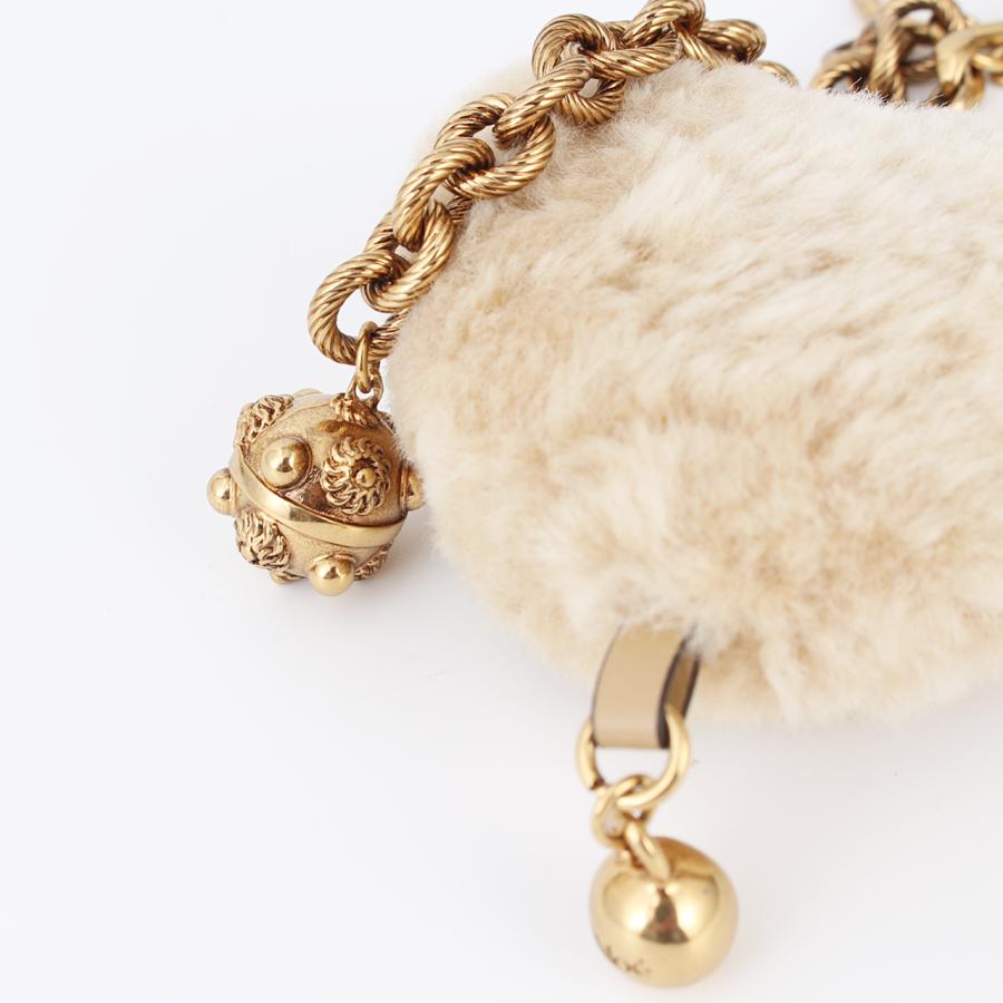 Chloe　クロエ　ベージュスエードバッグ　クローバーチャーム Chloe（クロエ） チャーム CHLOE SYMBOLS HEART SHEARLING BAG CHARM