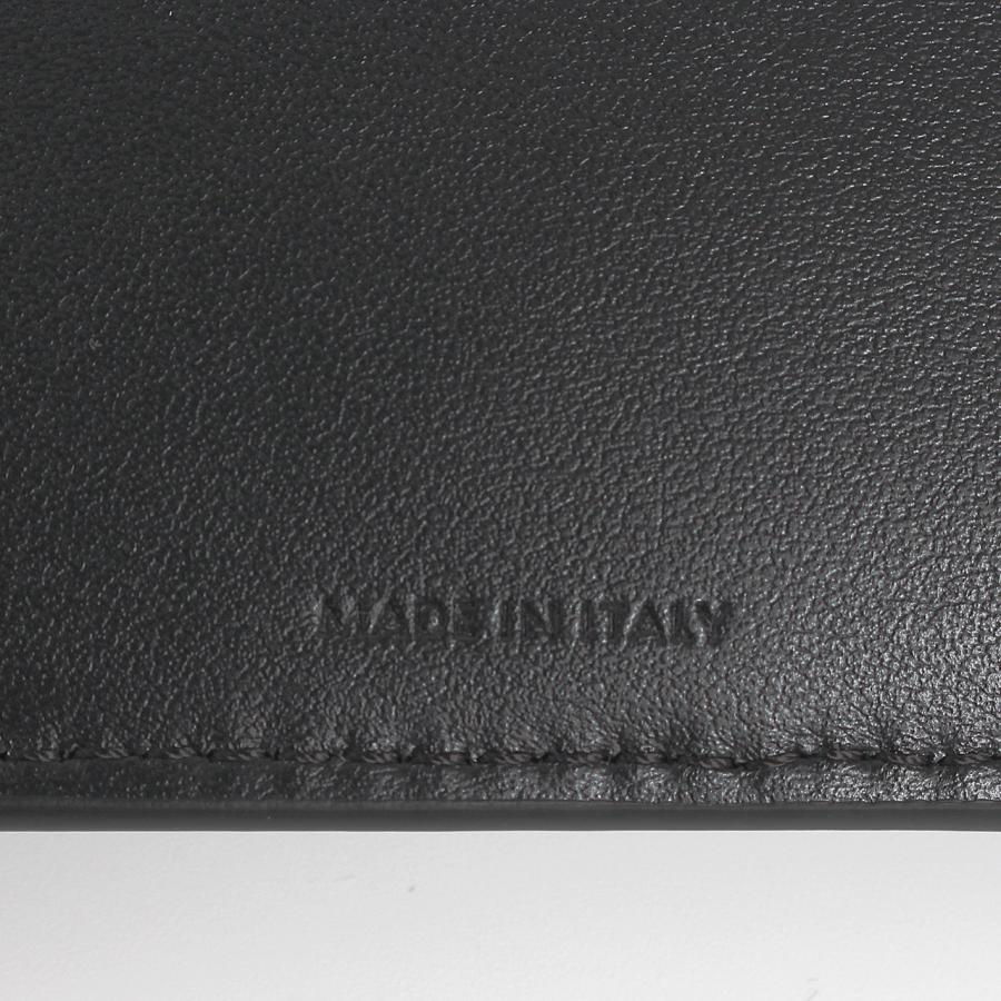 CELINE（セリーヌ） 財布 二つ折り財布（小銭入れ付き） BI-FOLD