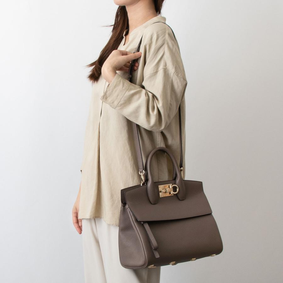 FERRAGAMO フェラガモ バッグ レディース 2WAYハンド/ショルダー FERRAGAMO フェラガモ バッグ レディース 2WAYハンド/ショルダー