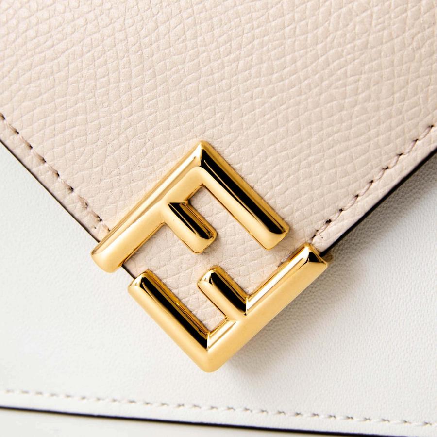 FENDI（フェンディ） 財布 三つ折り財布 FF DIAMONDS MINI TRIFOLD FF