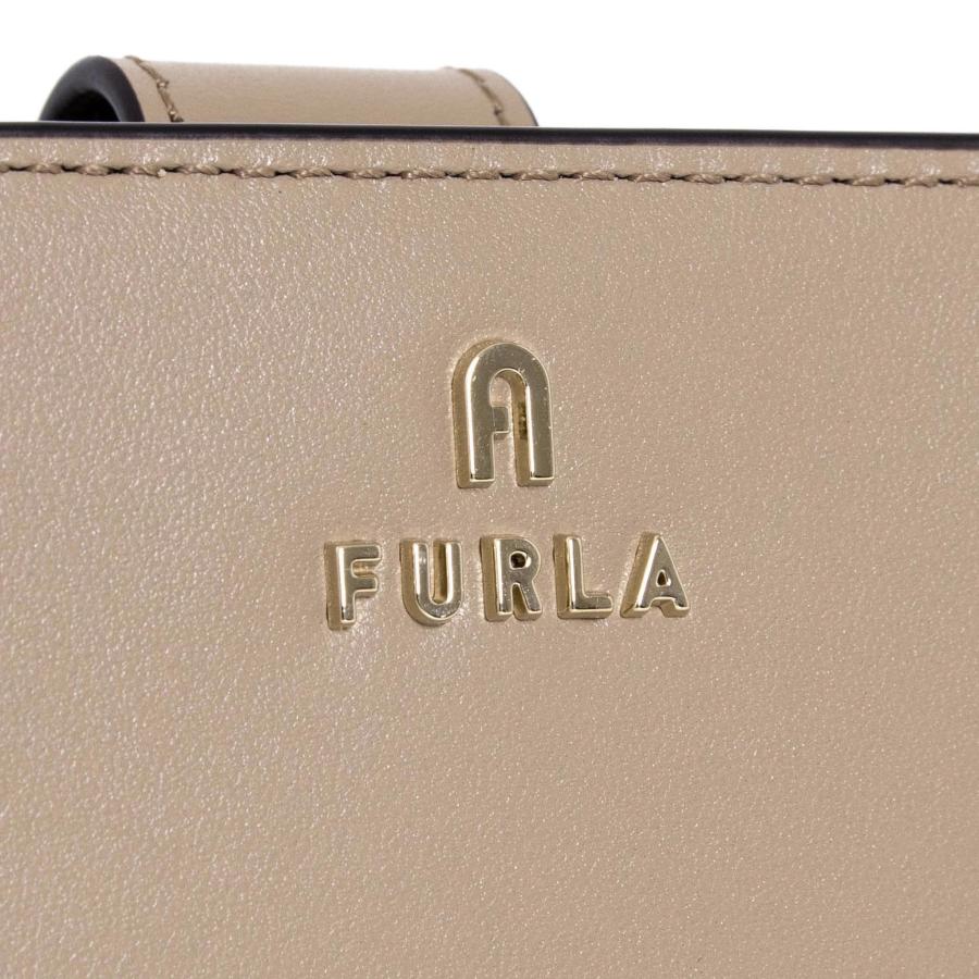 極美品　フルラ　Furla　カメリア　Camelia　二つ折り財布　コンパクト FURLA フルラ 財布 レディース ニつ折り財布 CAMELIA M COMPACT