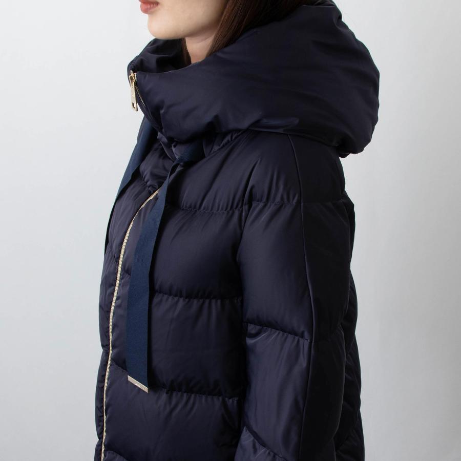 HERNO ヘルノ レディース ダウンコート A-SHAPE HOODED SATIN HERNO ヘルノ レディース ダウンコート A-SHAPE HOODED SATIN