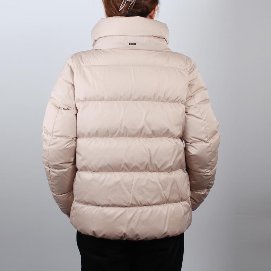 HERNO（ヘルノ） ダウンジャケット CAPES CAPPA IN SATIN ケープ