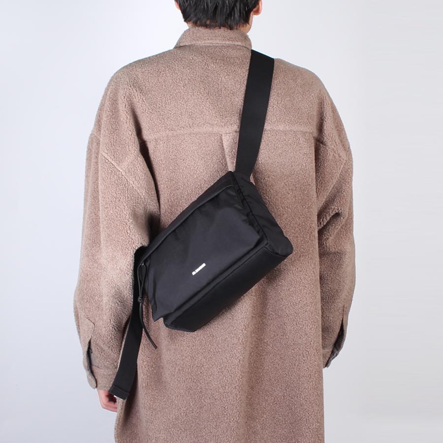 maico☆ジルサンダー　ショルダーバッグ JIL SANDER（ジルサンダー） ショルダーバッグ FOLDED TOTE SM